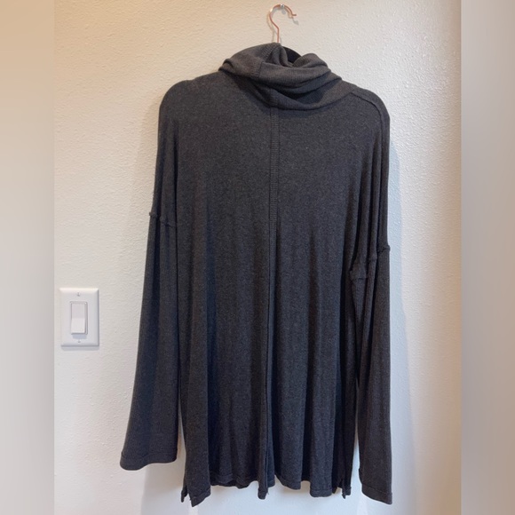 Bordeaux Turtle Neck Dress - Picture 2 of 3